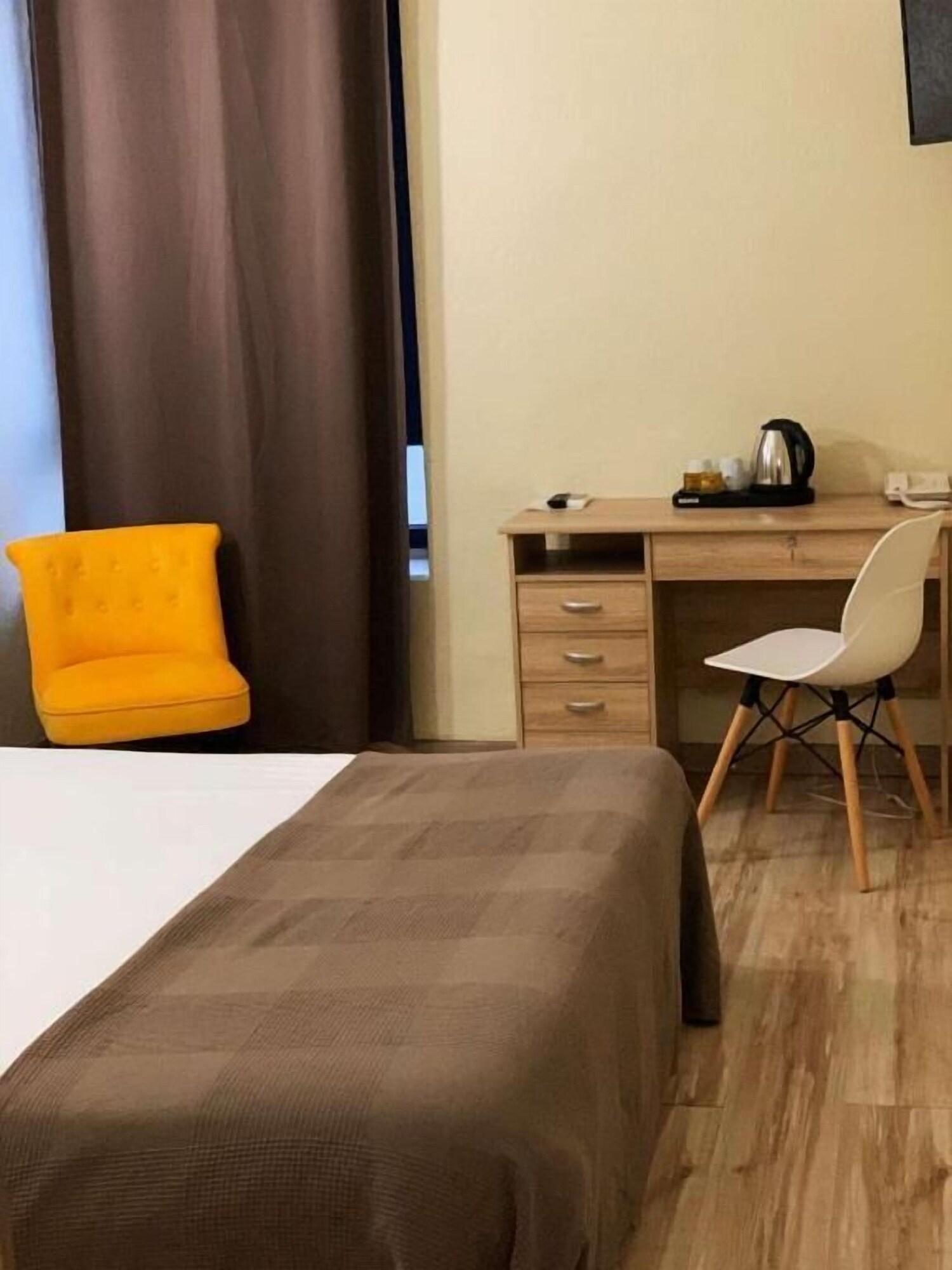 Empire Hotel Nîmes Kültér fotó
