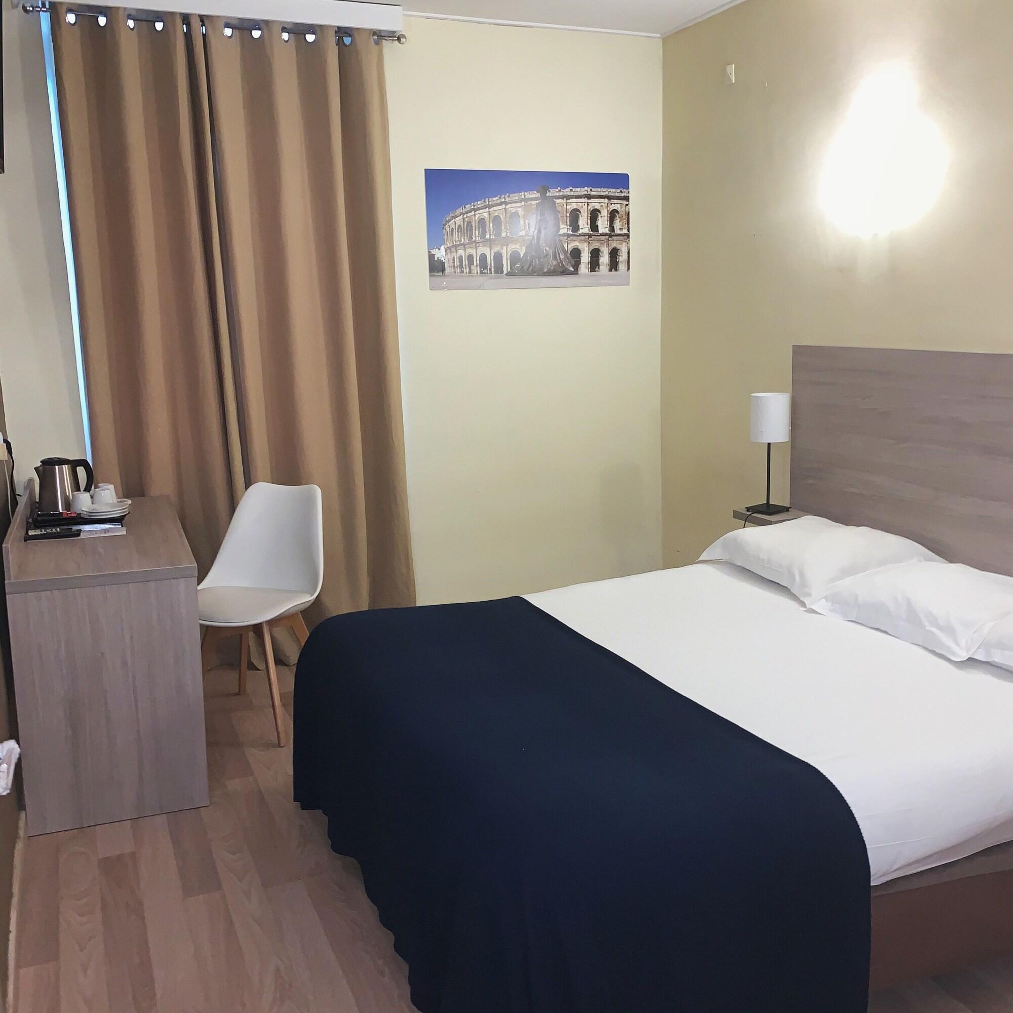 Empire Hotel Nîmes Kültér fotó