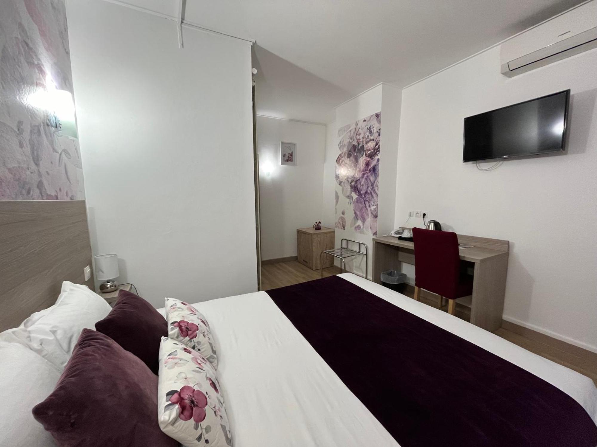 Empire Hotel Nîmes Kültér fotó