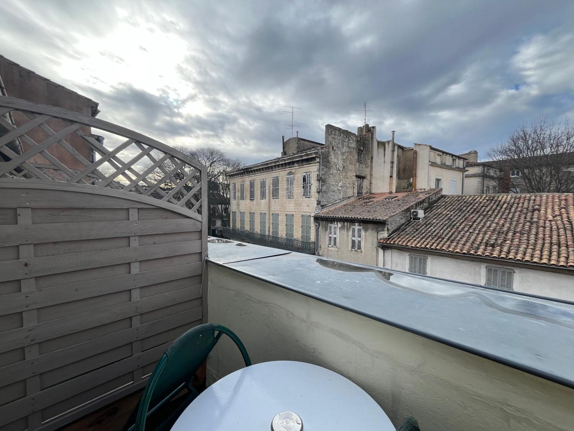 Empire Hotel Nîmes Kültér fotó