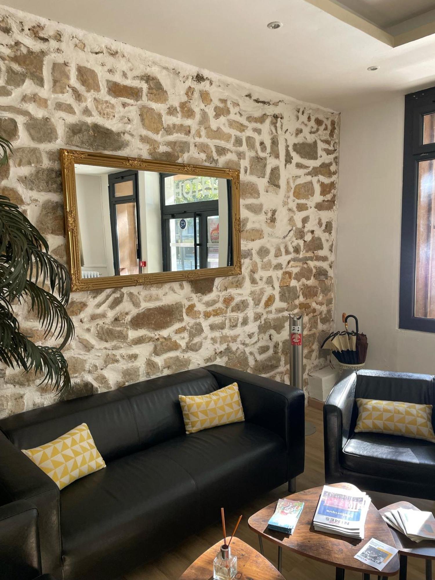 Empire Hotel Nîmes Kültér fotó