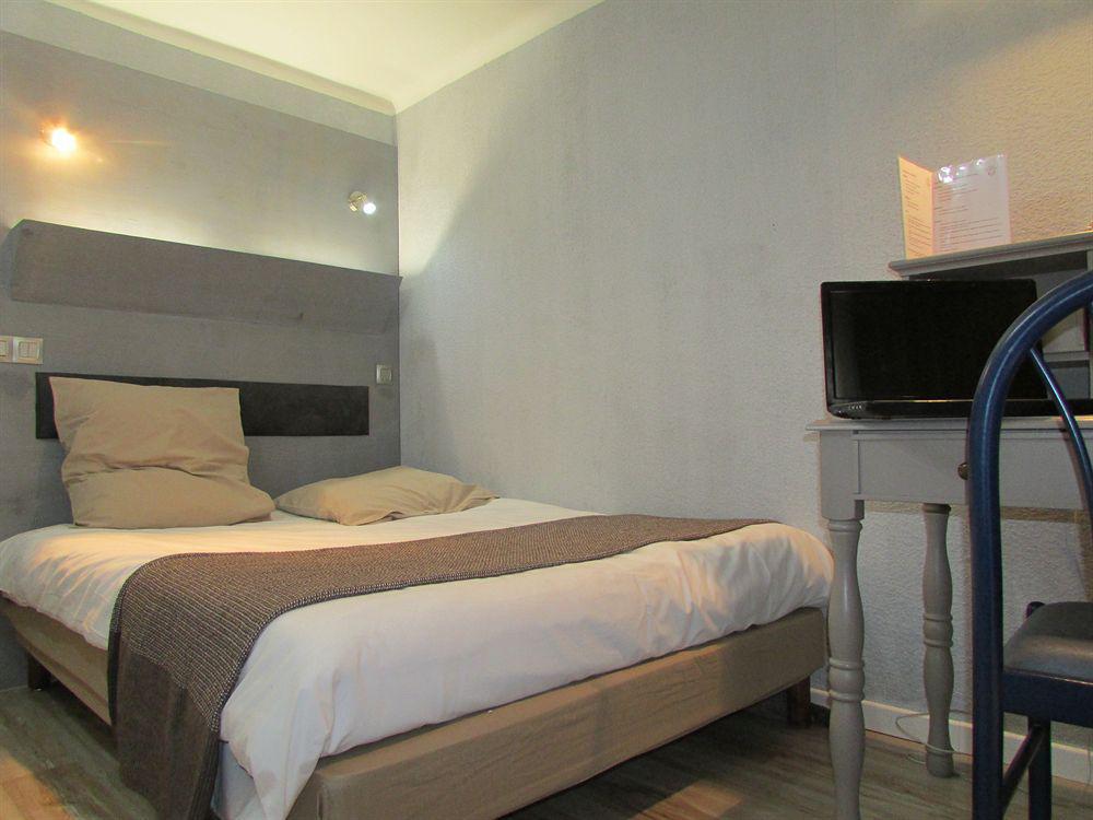 Empire Hotel Nîmes Kültér fotó